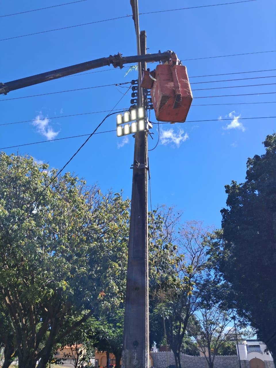 CEB IPES instala iluminação provisória para evento de 1º de maio no Vale do Amanhecer