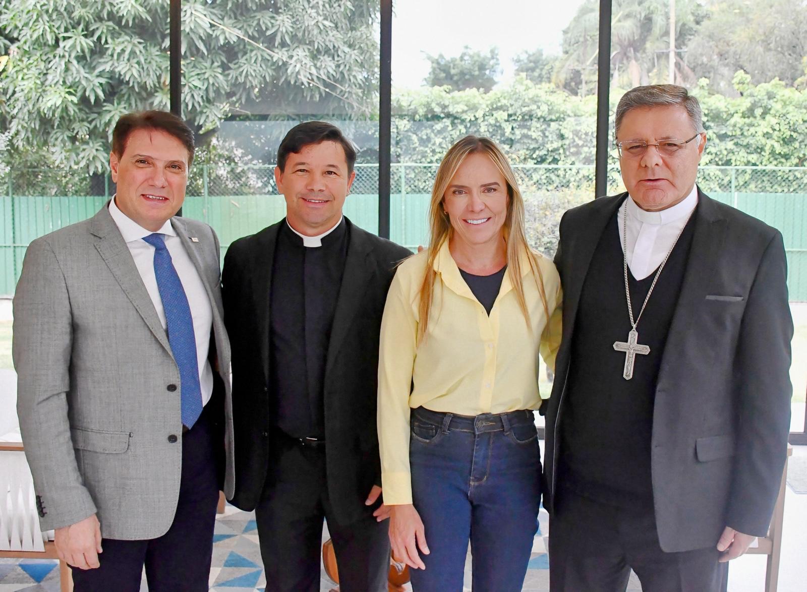 Bispo de Brasília, governadora Celina Leão e presidente da CEB tratam de melhorias na iluminação da Catedral Metropolitana